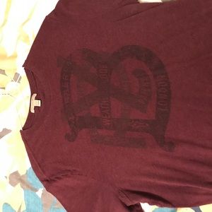 Burberry t shirt